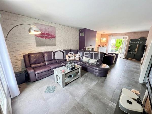 MAISON 175 M2 - 6 PIECES - AVEC PISCINE CHAUFFEE