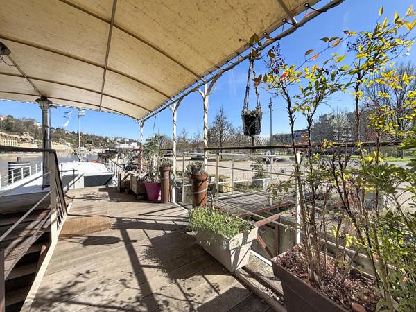 Péniche habitation + studio / 170 m² avec vue exceptionnelle
