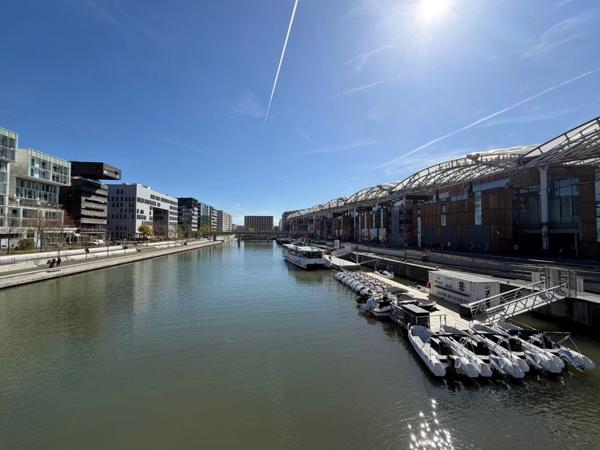 Péniche habitation + studio / 170 m² avec vue exceptionnelle