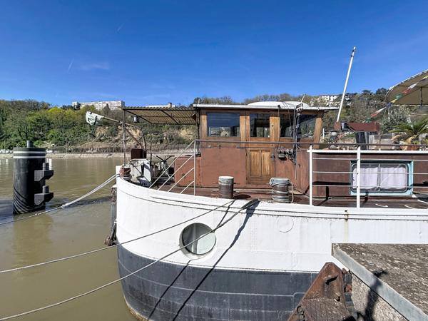 Péniche habitation + studio / 170 m² avec vue exceptionnelle
