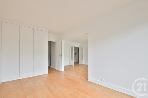 Appartement F3 à vendre  3 pièces - 70,57 m 2   PARIS  - 75015