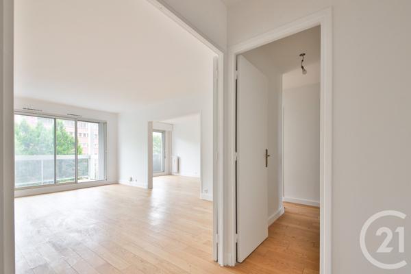 Appartement F3 à vendre  3 pièces - 70,57 m 2   PARIS  - 75015