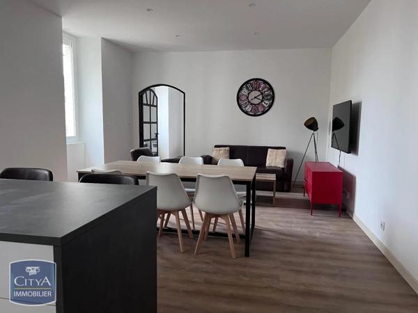 Appartement à louer 2 pièces 53.17m² Roquemaure (30150)
