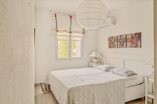 Hyères (83400) Maison de caractère avec vue mer dans quartier vieille ville de Hyères