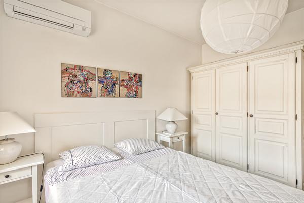 Hyères (83400) Maison de caractère avec vue mer dans quartier vieille ville de Hyères