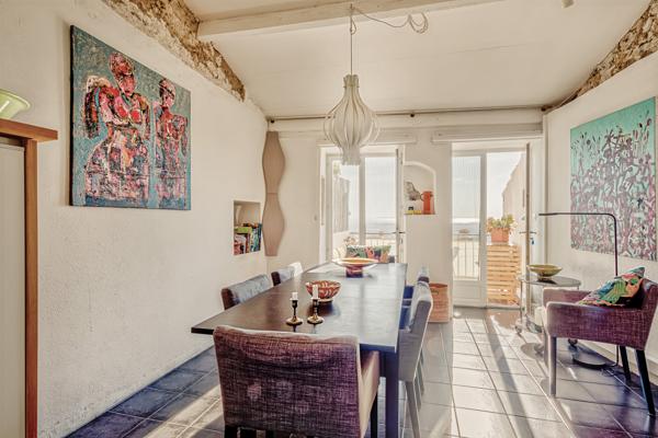 Hyères (83400) Maison de caractère avec vue mer dans quartier vieille ville de Hyères