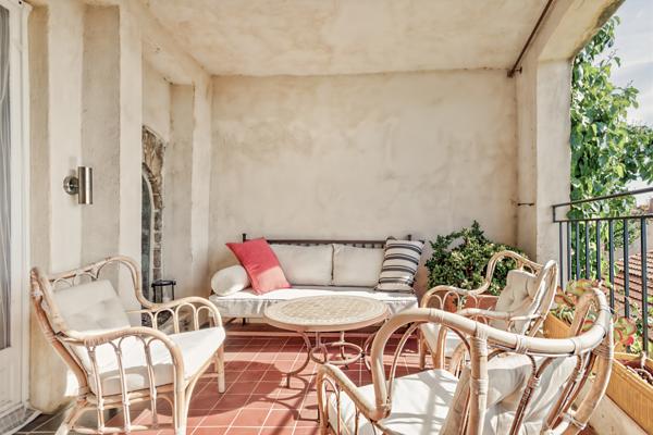 Hyères (83400) Maison de caractère avec vue mer dans quartier vieille ville de Hyères