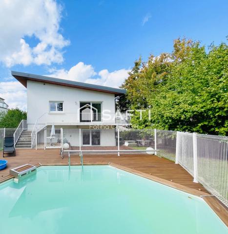 Villa californienne 5 pièces de 173 m² au sol avec piscine et jardin de 1 022 m² à Rombas