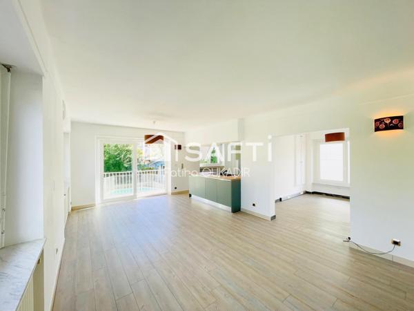 Villa californienne 5 pièces de 173 m² au sol avec piscine et jardin de 1 022 m² à Rombas