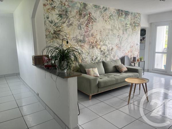 Appartement F4 à vendre  4 pièces - 76,65 m2 VOIRON - 38