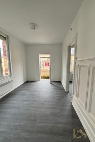 Location d'un F2, sur la commune de CAUDEBEC-LÈS-ELBEUF