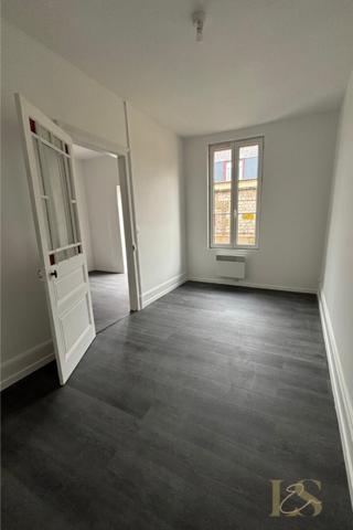 Location d'un F2, sur la commune de CAUDEBEC-LÈS-ELBEUF