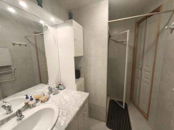 Les Angles (66210) APPARTEMENT F2 + GARAGE