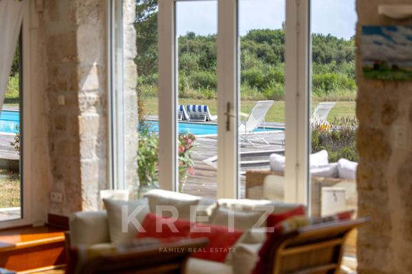 Propriété d’exception sur l’Île d’Oléron, 245 m² au cœur d’un parc de 1,3 ha avec piscine et étang