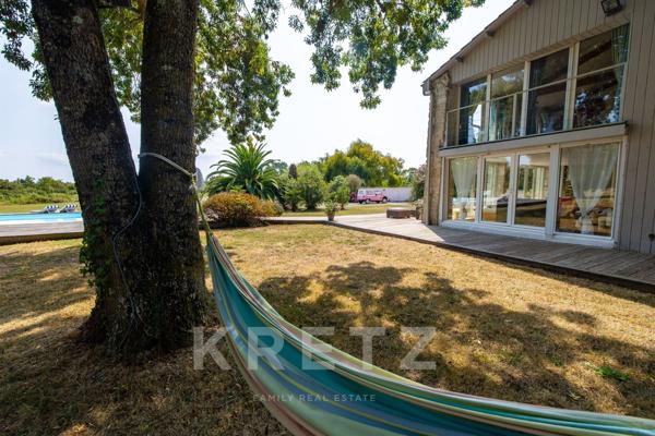 Propriété d’exception sur l’Île d’Oléron, 245 m² au cœur d’un parc de 1,3 ha avec piscine et étang