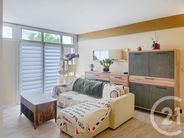 Appartement F3 à vendre  3 pièces - 59,70 m2 ST JEAN DE LA RUELLE - 45