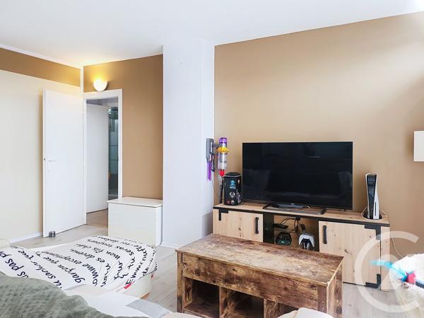 Appartement F3 à vendre  3 pièces - 59,70 m2 ST JEAN DE LA RUELLE - 45