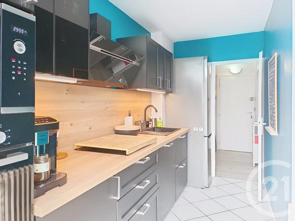 Appartement F3 à vendre  3 pièces - 59,70 m2 ST JEAN DE LA RUELLE - 45