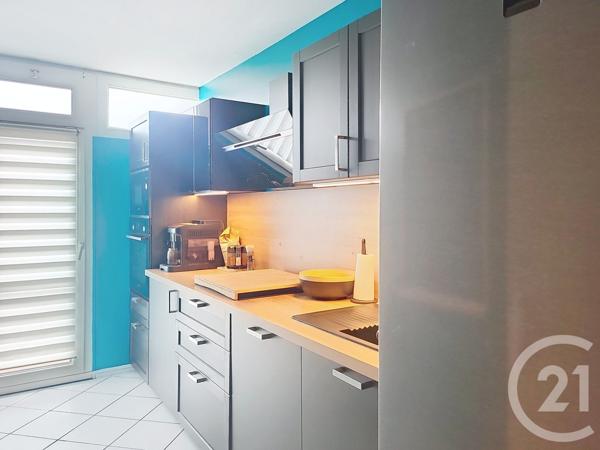 Appartement F3 à vendre  3 pièces - 59,70 m2 ST JEAN DE LA RUELLE - 45