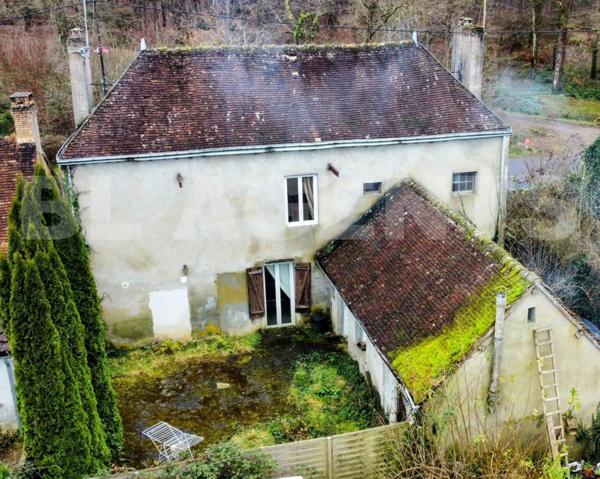 A vendre: Maison de caractère pleine de charme - La Fresnaye sur Chedouet