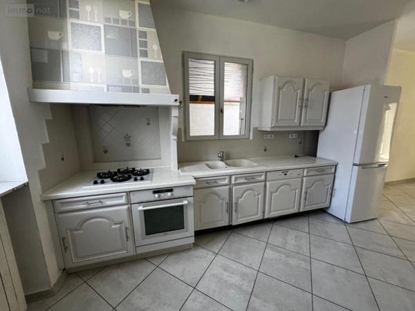 Maison à louer à Dole dans le Jura (39100), ref : 39033-L453