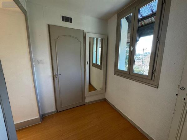 Maison à louer à Dole dans le Jura (39100), ref : 39033-L453