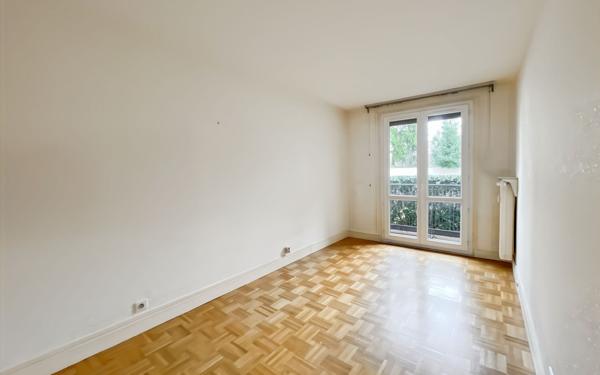 Appartement à vendre    3 pièces • 66,97 m2 Noisy-le-Sec