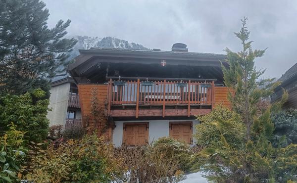 Chalet Grand Roc avec vue sur le Lac Léman à Thollon les Memises