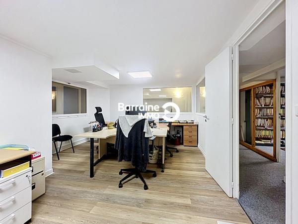 Vente entrepôt à Morlaix 307.7m²