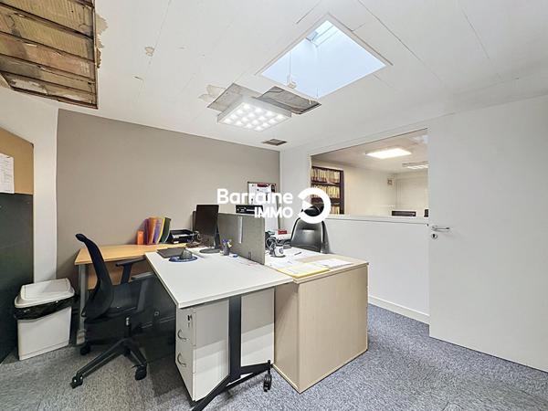 Vente entrepôt à Morlaix 307.7m²