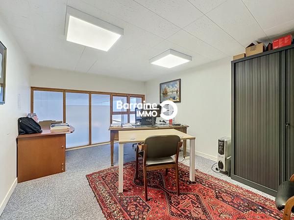 Vente entrepôt à Morlaix 307.7m²