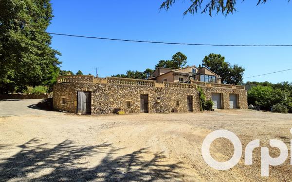 Maison à vendre    10 pièces •  Saint-Alexandre