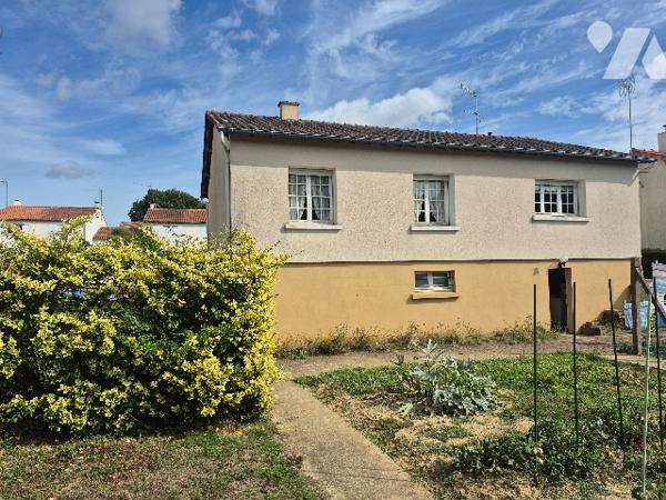 Pavillon sur sous sol avec 3 chambres