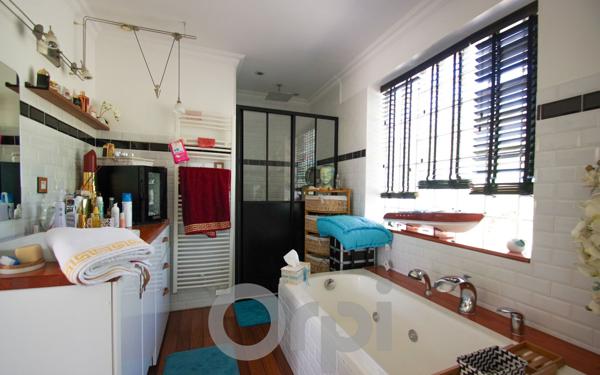 Maison à vendre    4 pièces •  Aytré