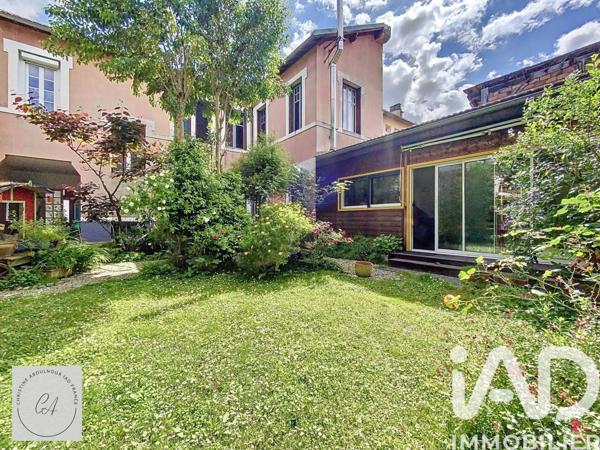 Maison à vendre 10 pièces 230 m² Pau