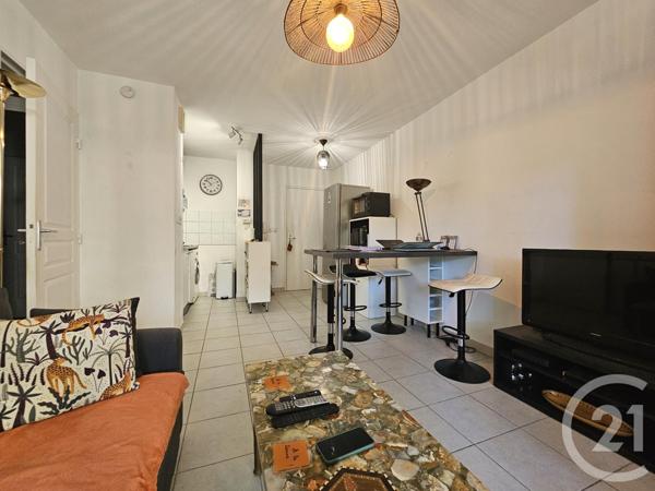 Appartement F2 à vendre  2 pièces - 37 m2 LA SEYNE SUR MER - 83