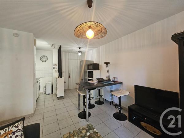 Appartement F2 à vendre  2 pièces - 37 m2 LA SEYNE SUR MER - 83