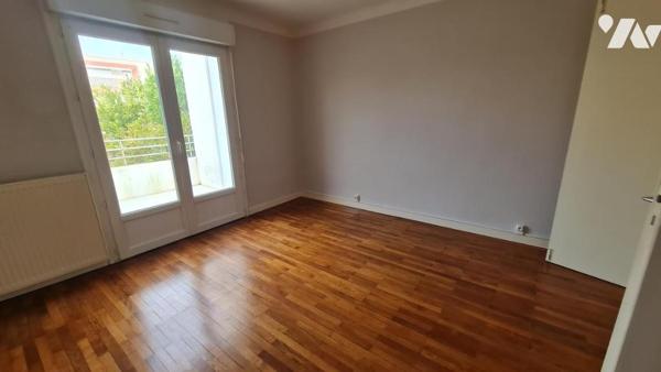 A VENDRE - SAINT-NAZAIRE OUEST - OCEANIS - 4 chambres et grand garage / hangar de 75 m².