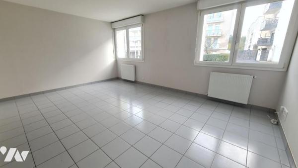 A VENDRE - SAINT-NAZAIRE OUEST - OCEANIS - 4 chambres et grand garage / hangar de 75 m².