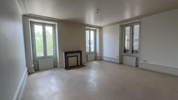 Location Appartement 3 pièces Issoudun (36100) - GARE