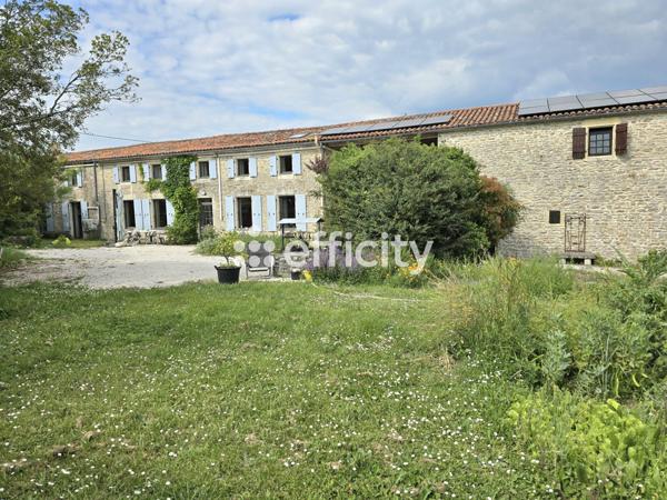 Maison 8 pièces - 237 m²