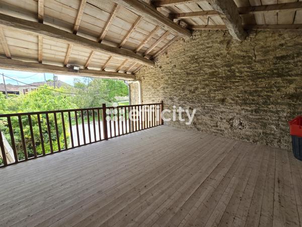 Maison 8 pièces - 237 m²