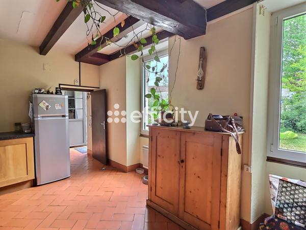 Maison 8 pièces - 237 m²