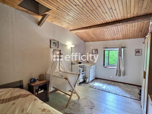 Maison 8 pièces - 237 m²