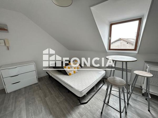 Location Studio 12 m² - 1 PLACE DE LA MOTTE Limoges 87000