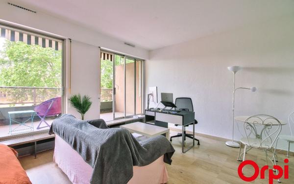Appartement à vendre    1 pièce • 34,60 m2 Lyon 4
