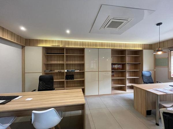 Murs commerciaux / Ensemble immobilier professionnel - Nevers