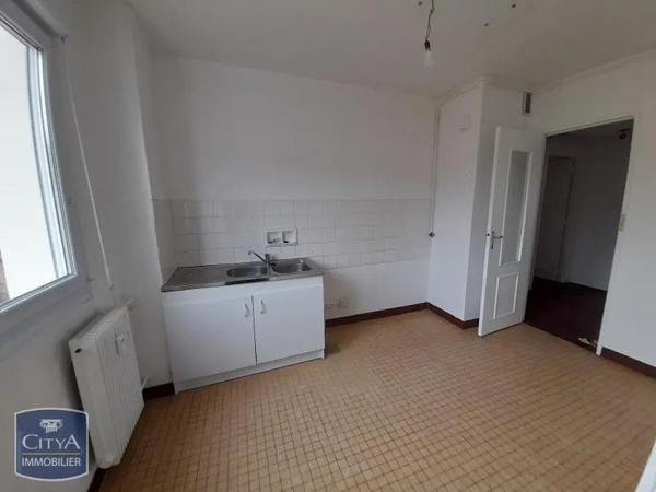 Appartement à louer 5 pièces 98.54m² Châlons-en-Champagne (51000)