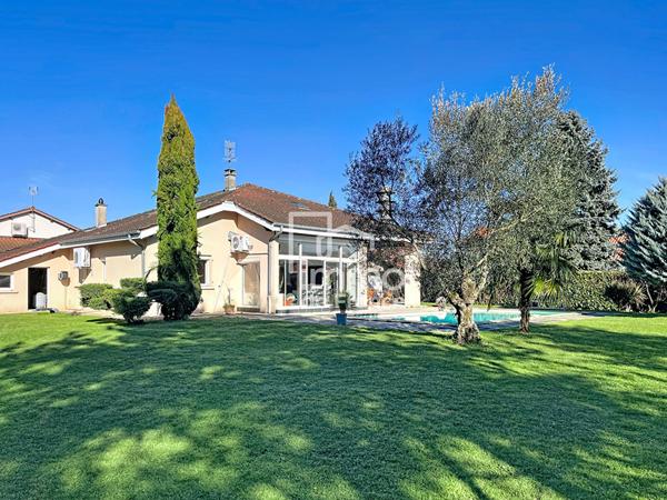 Maison Saint Denis Les Bourg 155 m2