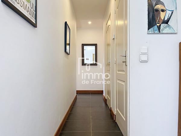 Maison Saint Denis Les Bourg 155 m2